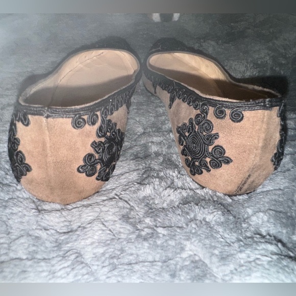 Christian Louboutin flats - Picture 3 of 7